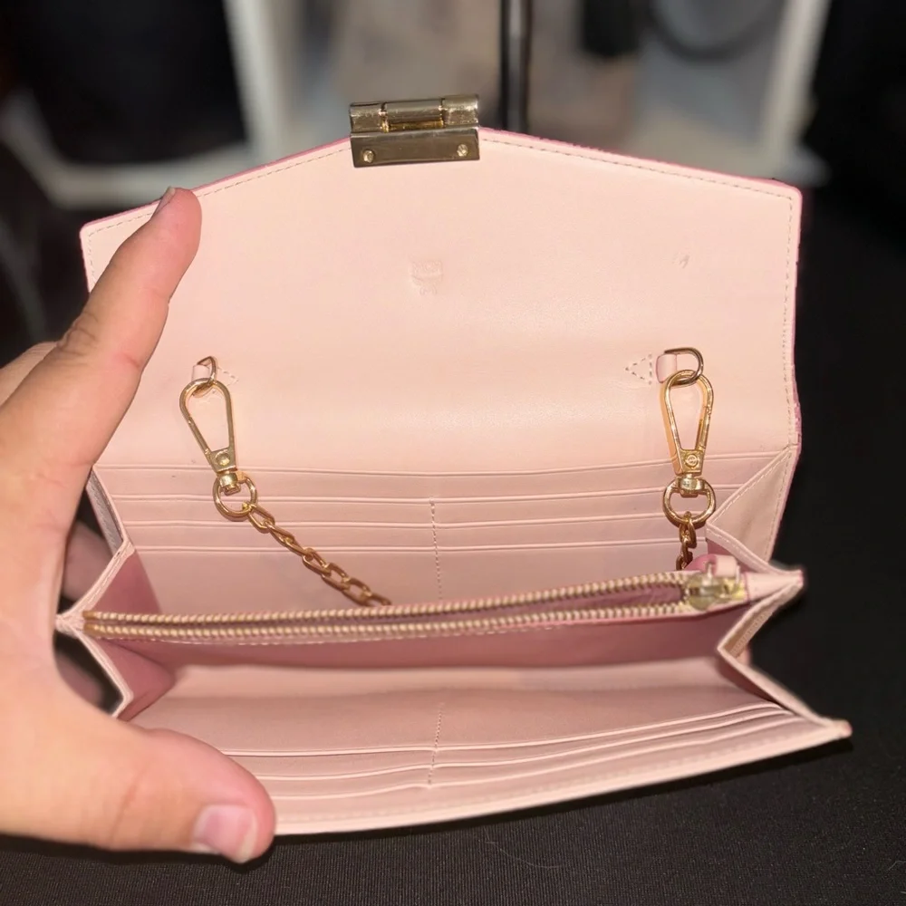 MCM Visetos Blush Pink Wallet on Chain - Picture 4 of 7